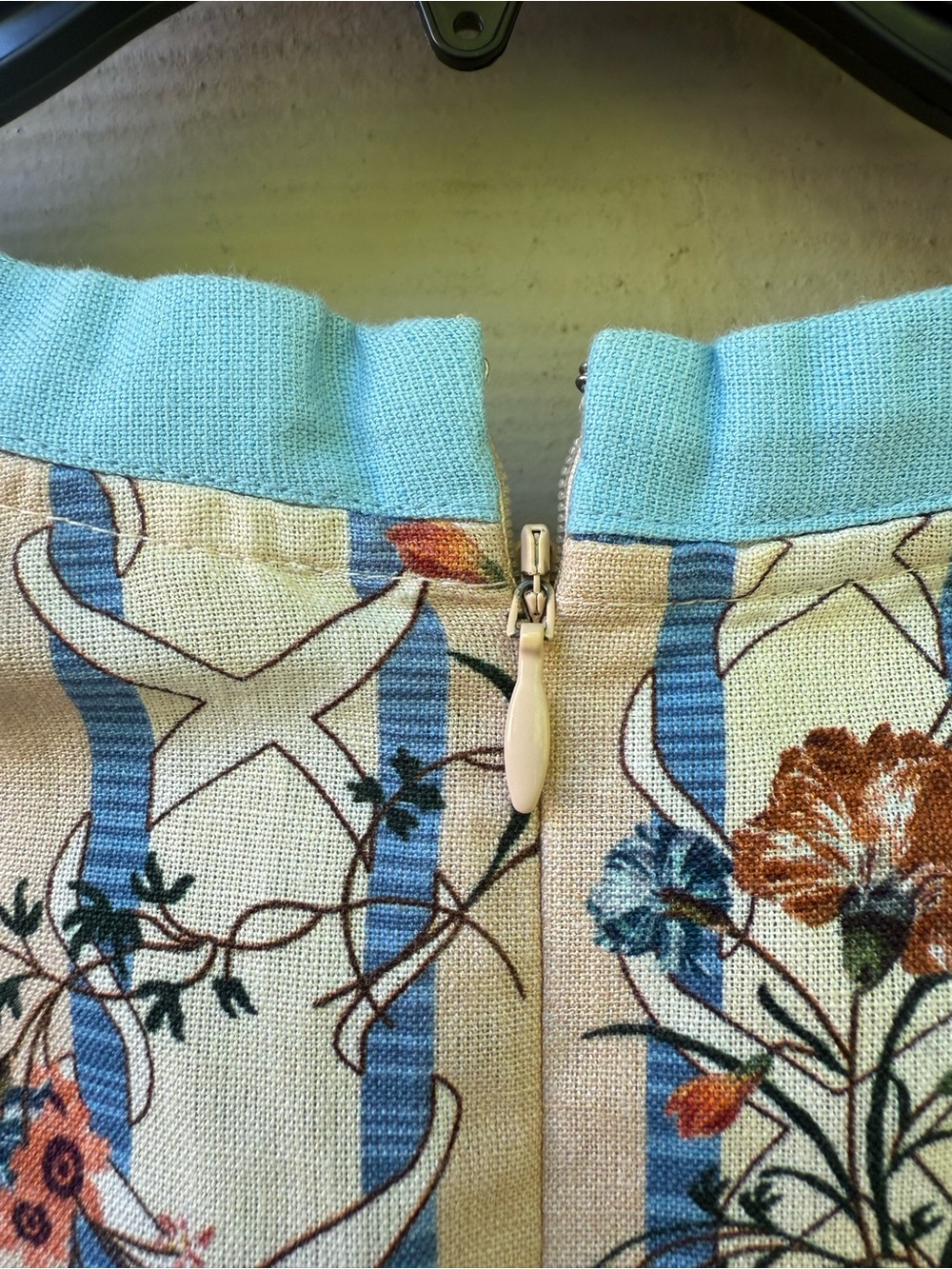 Anna Cate PEACH/BLUE FLORAL LINEN KENDAL DRESS - Picture 12 of 12